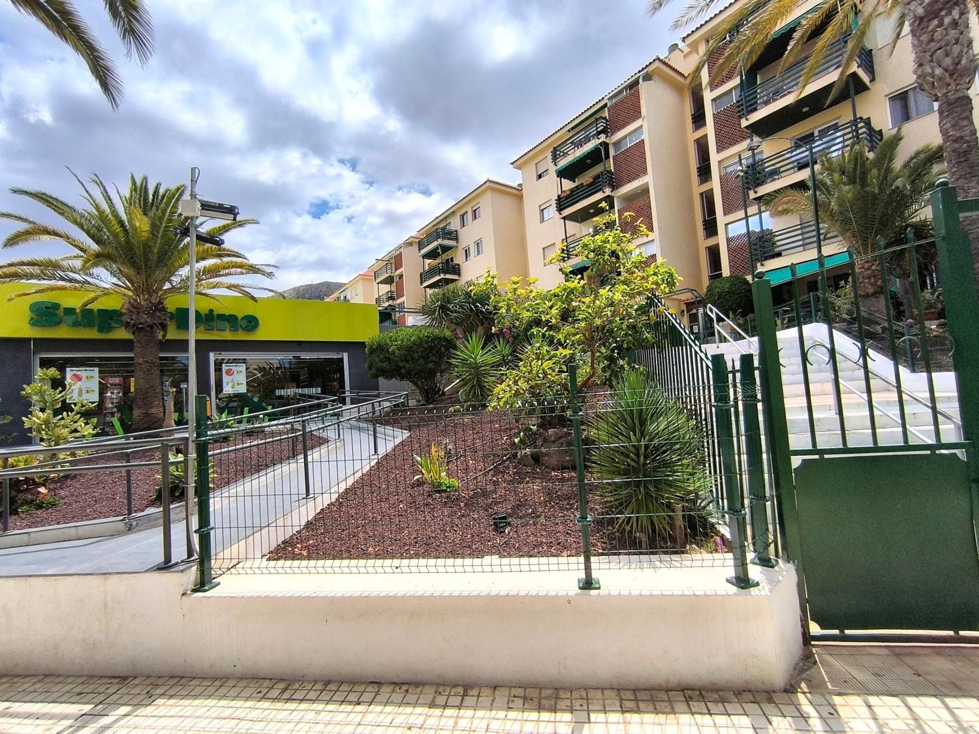 Sun Apartment - 3 Bedrooms, Priv Parking, Pool, Ac, Tv Channels, Fibre Net Los Cristianos  Eksteriør billede